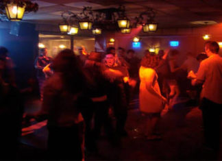 ପୋଲିସ ନଜରରେ ଡ୍ୟାନ୍ସ ବାର୍