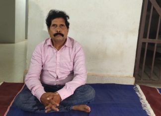 ଥାନାରେ ଅଟକ ଅଧ୍ୟାପକ