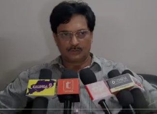 ଉତ୍ତର ଦେଇପାରିଲେନି ପିଲା, ଶିକ୍ଷକଙ୍କ ବିରୋଧରେ ଆକ୍ସନ