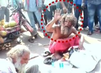 ବଡଦାଣ୍ଡରେ ଭିକ ମାଗୁଛନ୍ତି B-TECH ଇଞ୍ଜିନିୟର