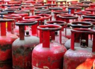 ମହଙ୍ଗା ହେଲା ରନ୍ଧନ ଗ୍ୟାସ୍