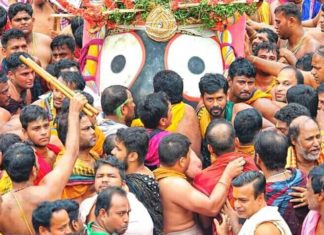 କେବଳ ବଡ ଦାଣ୍ଡରେ ଗଡିବ ରଥ