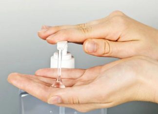 ନିଶା ପାଇଁ ପିଇଲେ ସାନିଟାଇଜର