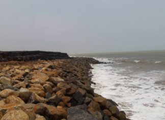 ବେଳାଭୂମୀରେ ୧୪୪ ଧାରା