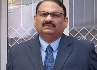 ଆଖି ବୁଜିଲେ ଦେବାଶିଷ ପାଣିଗ୍ରାହୀ