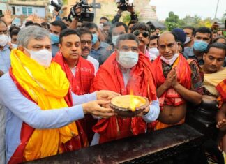 ଜଗନ୍ନାଥଙ୍କୁ ଦର୍ଶନ କଲେ ଦୁଇ କେନ୍ଦ୍ରମନ୍ତ୍ରୀ