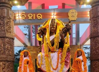 କରୋନା କଟକଣା ଭିତରେ ଚାଲିଛି ମା’ ସରସ୍ୱତୀଙ୍କ ପୂଜା