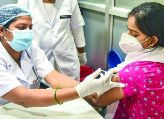 ବୁଷ୍ଟର ଡୋଜ୍କୁ ଆଗ୍ରହ ନାହିଁ