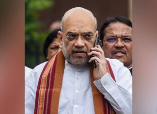 ଗାନ୍ଧୀନଗରରେ ଦୂଷିତ ପାଣି ପିଇ ଅନେକ ଅସୁସ୍ଥ: ଜିଲ୍ଲାପାଳଙ୍କ ସହ କଥା ହେଲେ ଅମିତ୍ ଶାହା