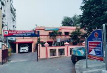 ଶ୍ରୀୟା ଟକିଜ୍ ସାମ୍ନାରେ ଦୋକାନୀଙ୍କୁ ଗୋଡ଼ାଇ ଗୋଡ଼ାଇ ଖଣ୍ଡାରେ ହାଣିଲେ ଦୁର୍ବୃତ୍ତ