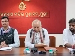 ଅଦିନିଆ ରଥଯାତ୍ରା ପ୍ରସଙ୍ଗ: ରାଷ୍ଟ୍ରପତି ଓ ପ୍ରଧାନମନ୍ତ୍ରୀଙ୍କ ହସ୍ତକ୍ଷେପ ଲୋଡ଼ିଲେ ଗଜପତି ମହାରାଜା