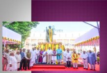 ଗାନ୍ଧୀ ଜୟନ୍ତୀ ଓ ଶାସ୍ତ୍ରୀ ଜୟନ୍ତୀରେ ଶ୍ରଦ୍ଧାଞ୍ଜଳୀ ଜଣାଇଲେ ମୁଖ୍ୟମନ୍ତ୍ରୀ ଏବଂ ରାଜ୍ୟପାଳ