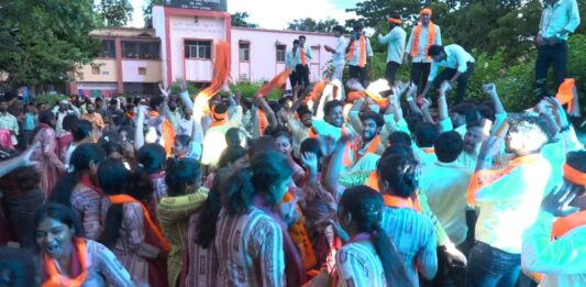 ଛାତ୍ର ସଂସଦ ନିର୍ବାଚନ ଫଳାଫଳ ପ୍ରକାଶ :ବିଜୟୀ ପ୍ରାର୍ଥୀଙ୍କ ଜୋରଦାର ସେଲିବ୍ରେସନ