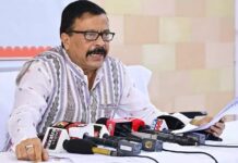 କୋଟିଆ ପ୍ରସଙ୍ଗରେ ନବୀନ ପଟ୍ଟନାୟକଙ୍କ ମୁଖ୍ୟମନ୍ତ୍ରୀଙ୍କୁ ଚିଠିକୁ ନେଇ ସମାଲୋଚନା କଲେ ସୁରେଶ ପୂଜାରୀ